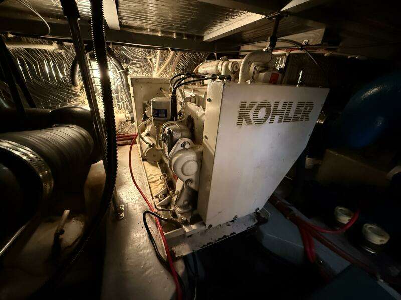 Summer Breeze 38ft Carver Yacht For Sale