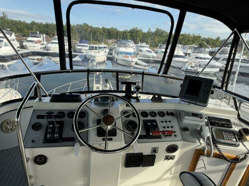 Summer Breeze 38ft Carver Yacht For Sale
