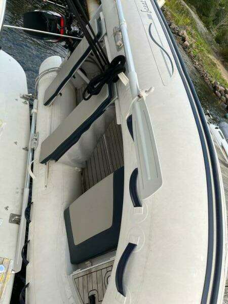 Summer Breeze 38ft Carver Yacht For Sale