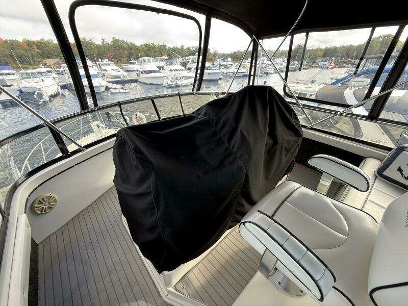 Summer Breeze 38ft Carver Yacht For Sale