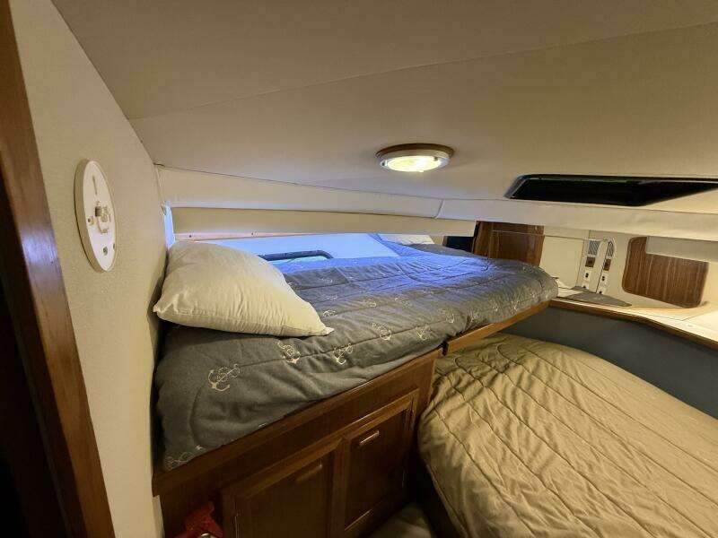 Summer Breeze 38ft Carver Yacht For Sale