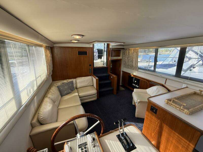 Summer Breeze 38ft Carver Yacht For Sale