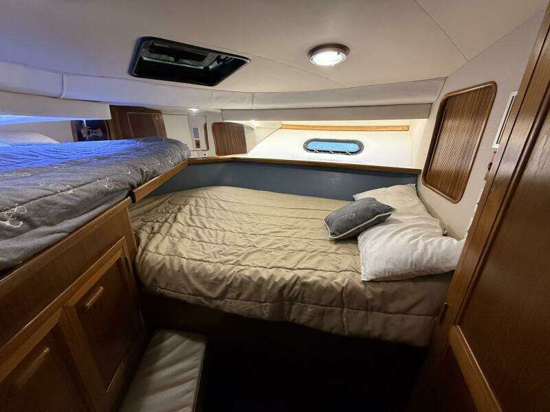 Summer Breeze 38ft Carver Yacht For Sale