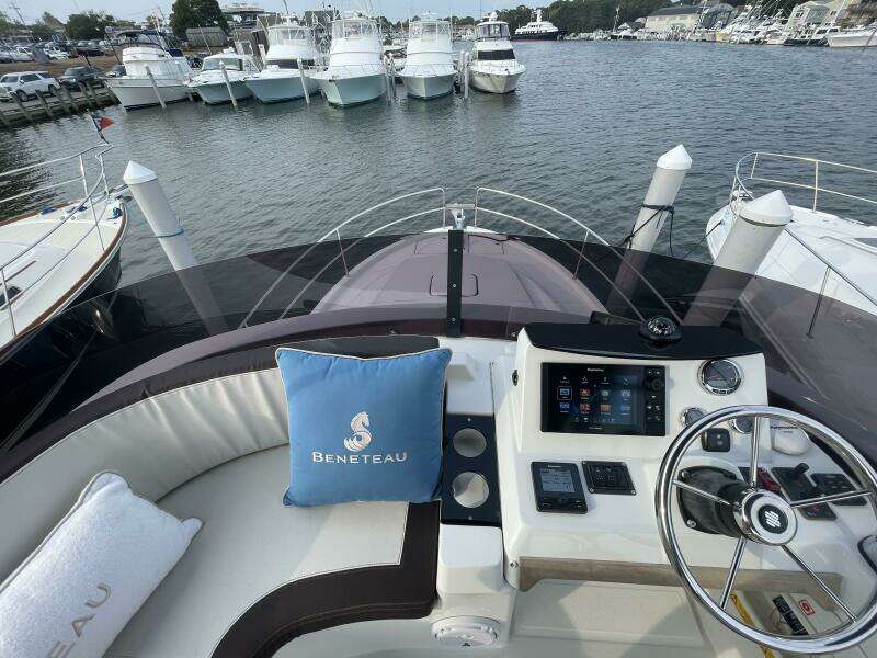 A TO Z 35ft Beneteau Yacht For Sale