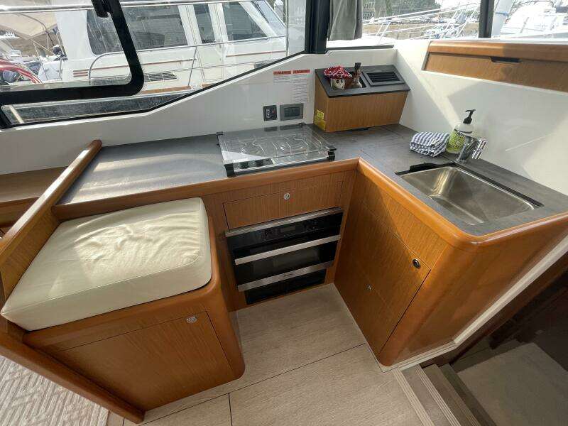 A TO Z 35ft Beneteau Yacht For Sale