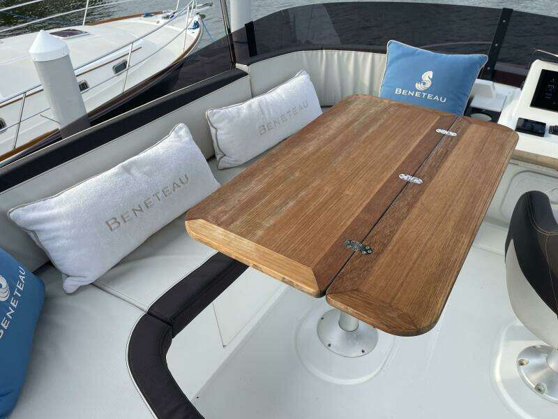 A TO Z 35ft Beneteau Yacht For Sale
