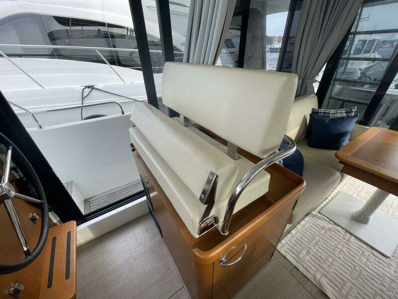 A TO Z 35ft Beneteau Yacht For Sale