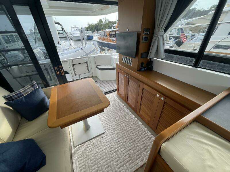 A TO Z 35ft Beneteau Yacht For Sale