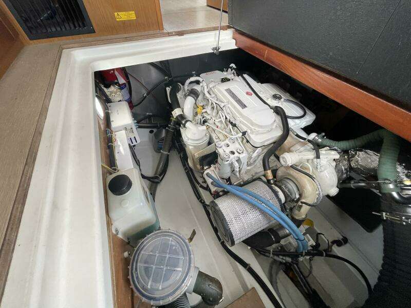 A TO Z 35ft Beneteau Yacht For Sale
