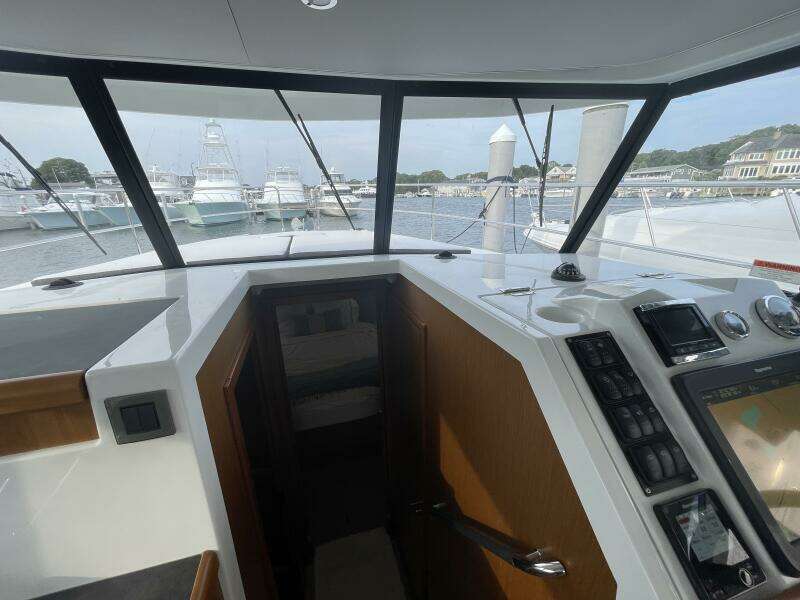 A TO Z 35ft Beneteau Yacht For Sale