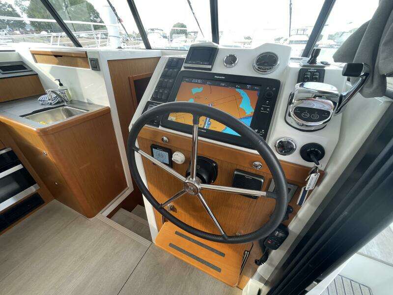 A TO Z 35ft Beneteau Yacht For Sale