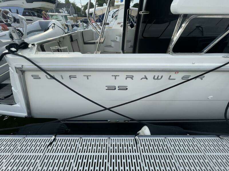 A TO Z 35ft Beneteau Yacht For Sale