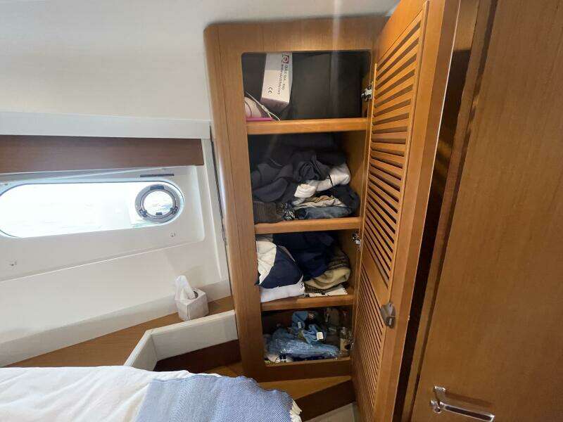 A TO Z 35ft Beneteau Yacht For Sale