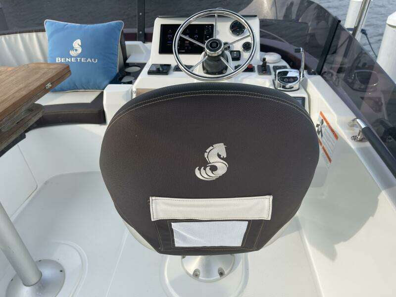 A TO Z 35ft Beneteau Yacht For Sale