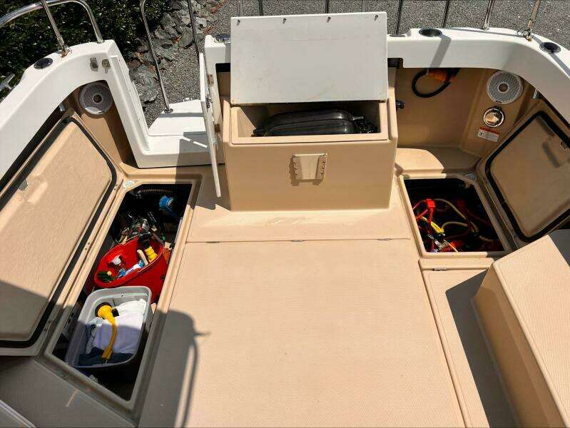 Snug Tug 27ft Ranger Tugs Yacht For Sale