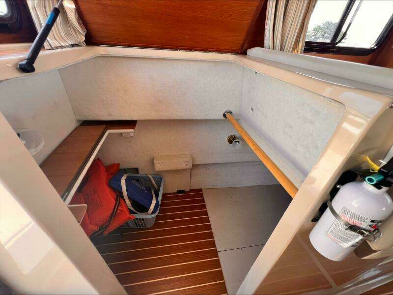 Snug Tug 27ft Ranger Tugs Yacht For Sale