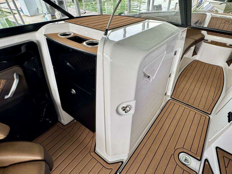 25ft Yamaha Boats Yacht For Sale