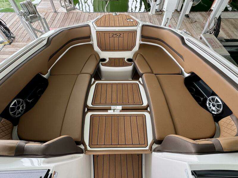 25ft Yamaha Boats Yacht For Sale