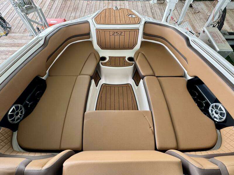 25ft Yamaha Boats Yacht For Sale