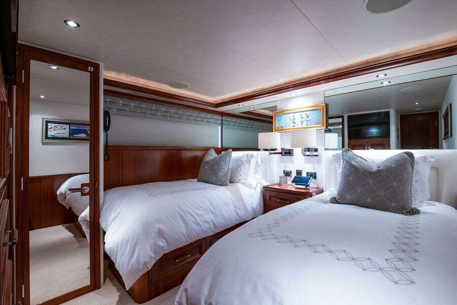 CERCA TROVA 112ft Westport Yacht For Sale