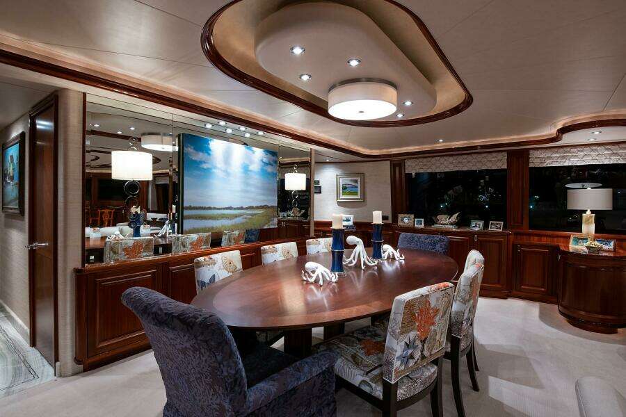 CERCA TROVA 112ft Westport Yacht For Sale