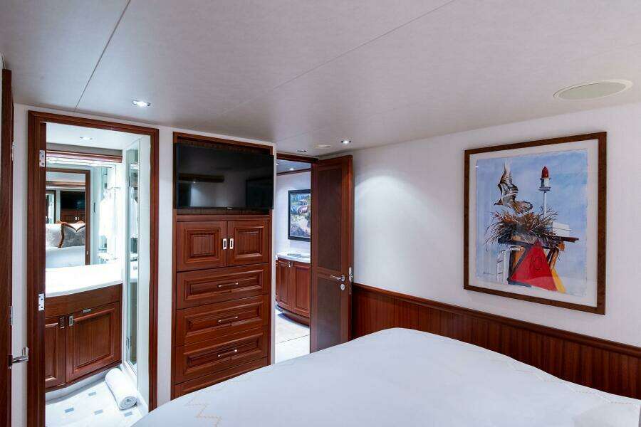 CERCA TROVA 112ft Westport Yacht For Sale