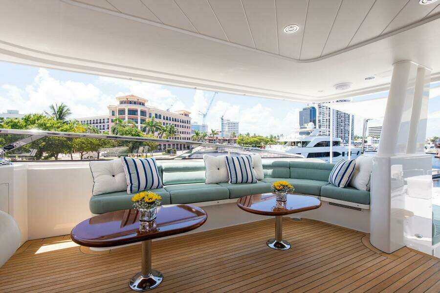 CERCA TROVA 112ft Westport Yacht For Sale