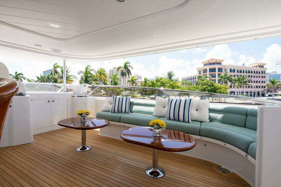 CERCA TROVA 112ft Westport Yacht For Sale