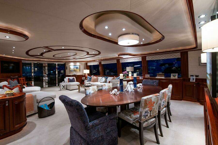 CERCA TROVA 112ft Westport Yacht For Sale