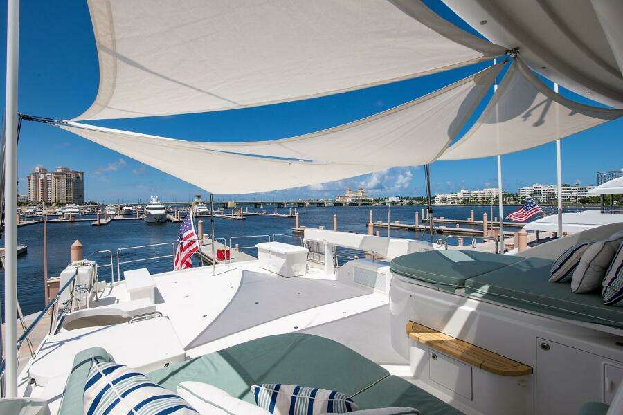 CERCA TROVA 112ft Westport Yacht For Sale
