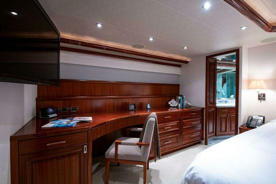 CERCA TROVA 112ft Westport Yacht For Sale