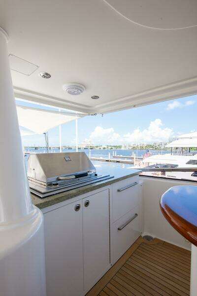 CERCA TROVA 112ft Westport Yacht For Sale