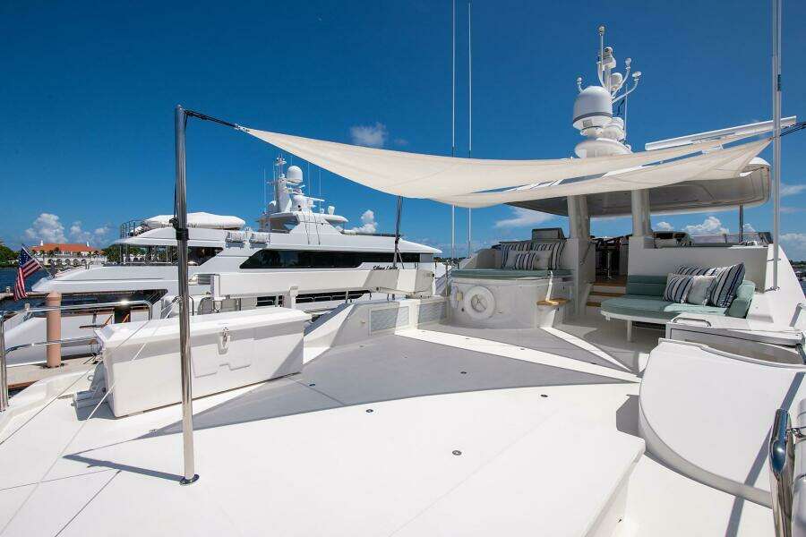 CERCA TROVA 112ft Westport Yacht For Sale