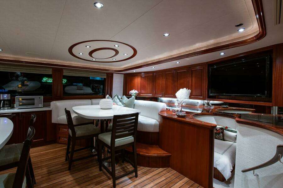 CERCA TROVA 112ft Westport Yacht For Sale