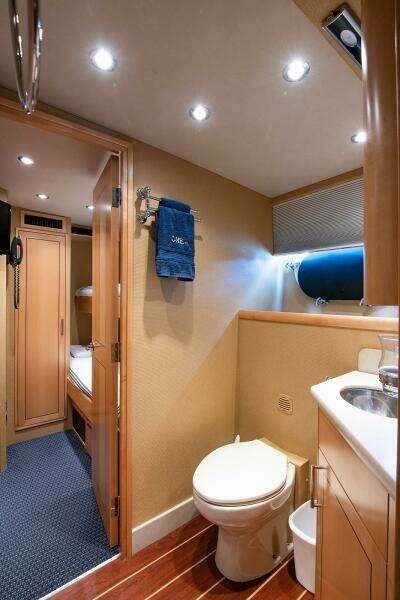 CERCA TROVA 112ft Westport Yacht For Sale