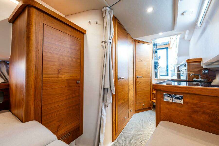 RYLEA ROSE 40ft Nimbus Yacht For Sale