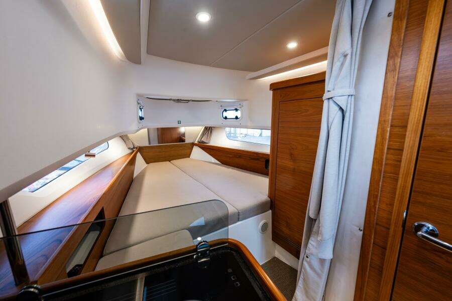 RYLEA ROSE 40ft Nimbus Yacht For Sale