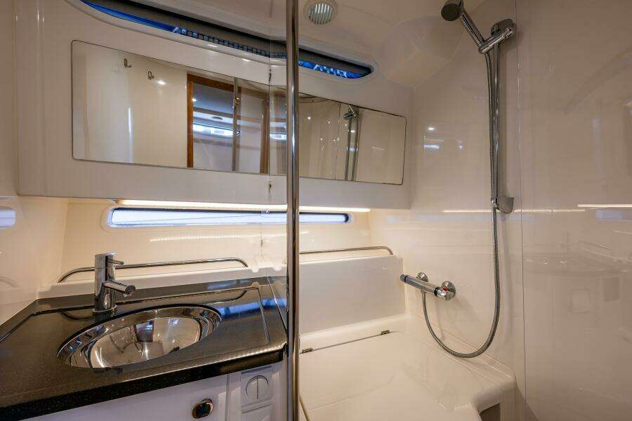 RYLEA ROSE 40ft Nimbus Yacht For Sale