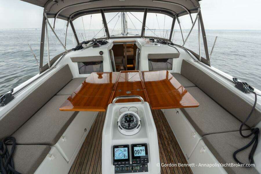 Shatzi 41ft Jeanneau Yacht For Sale