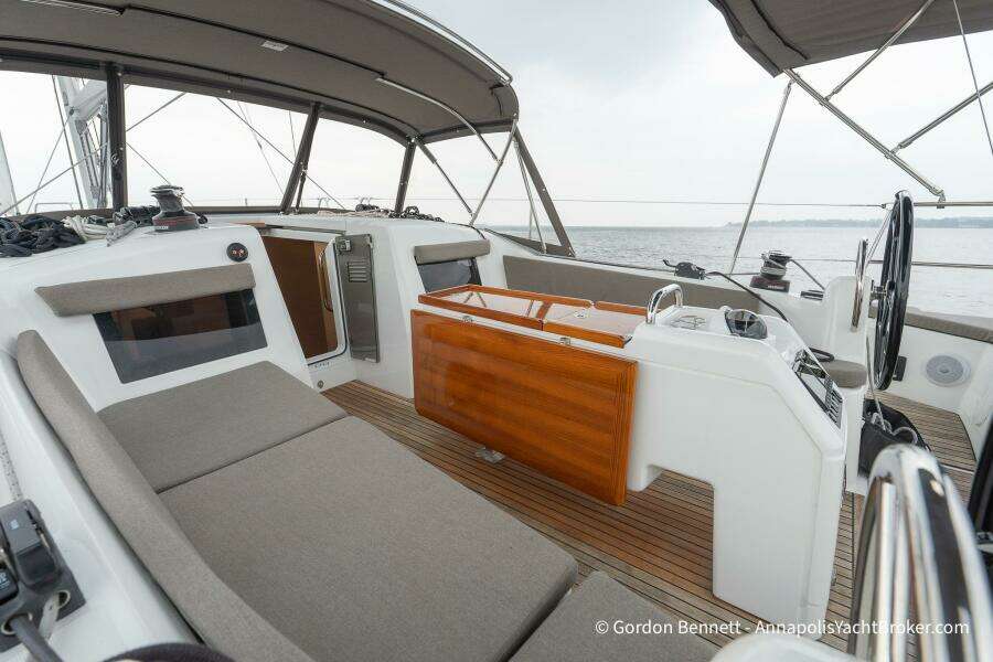 Shatzi 41ft Jeanneau Yacht For Sale