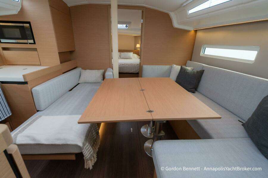 Shatzi 41ft Jeanneau Yacht For Sale