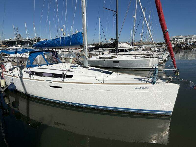Sea Ranch II 38ft Jeanneau Yacht For Sale