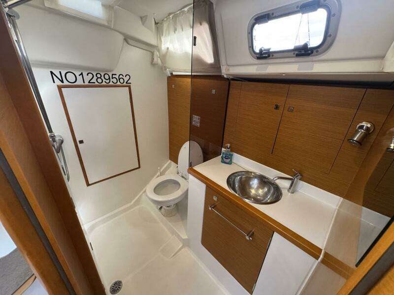 Sea Ranch II 38ft Jeanneau Yacht For Sale