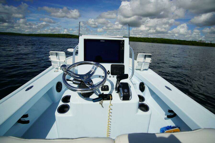 25ft East Cape Yacht For Sale