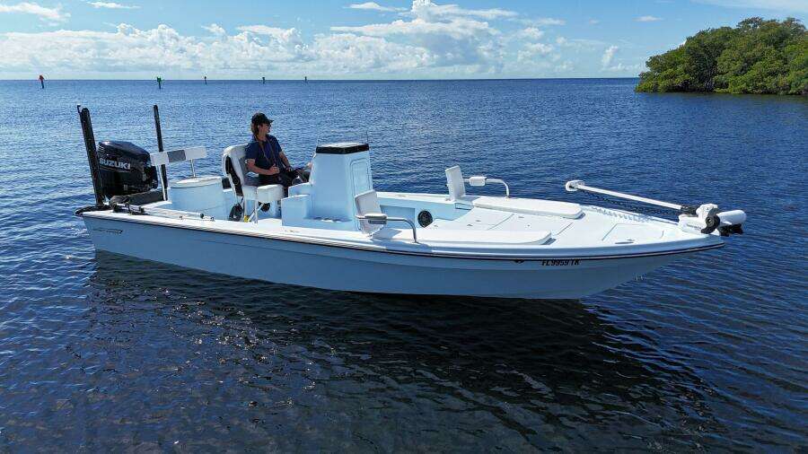 25ft East Cape Yacht For Sale