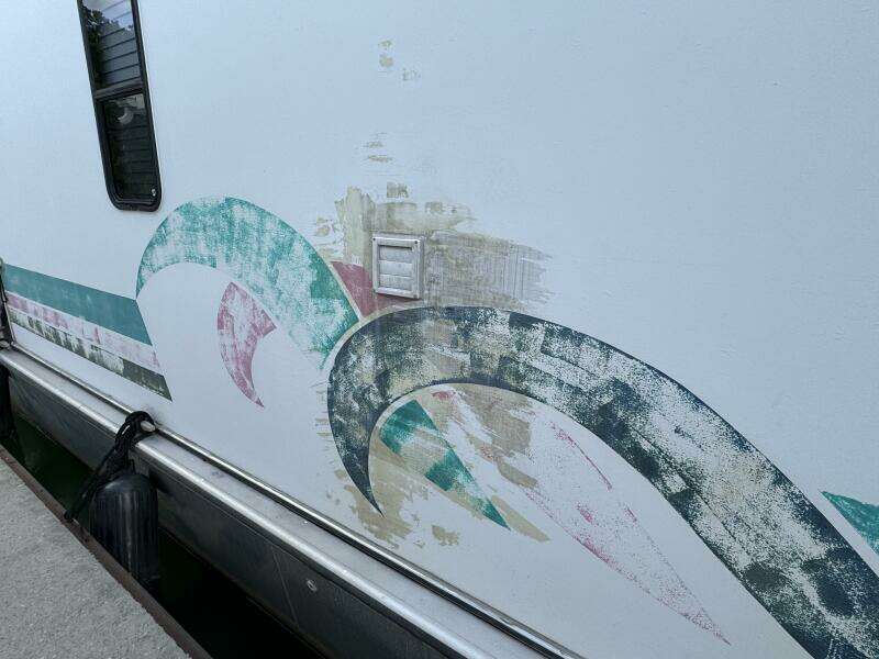 68ft Aqua Chalet Yacht For Sale