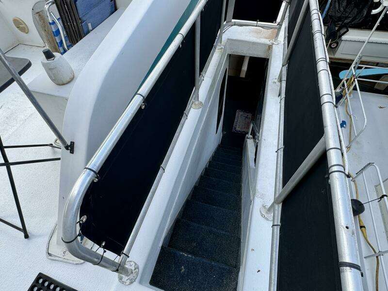 68ft Aqua Chalet Yacht For Sale