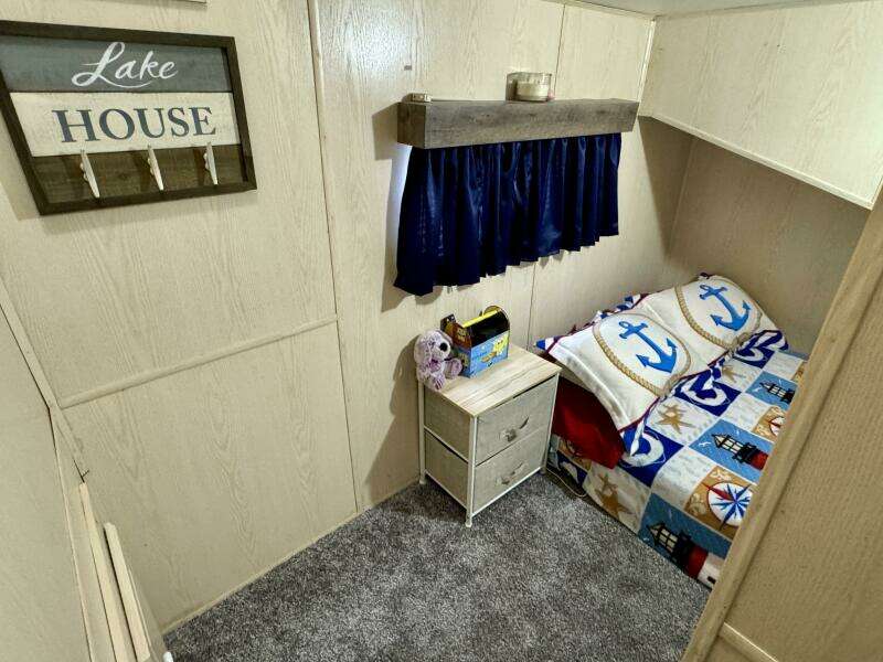 68ft Aqua Chalet Yacht For Sale