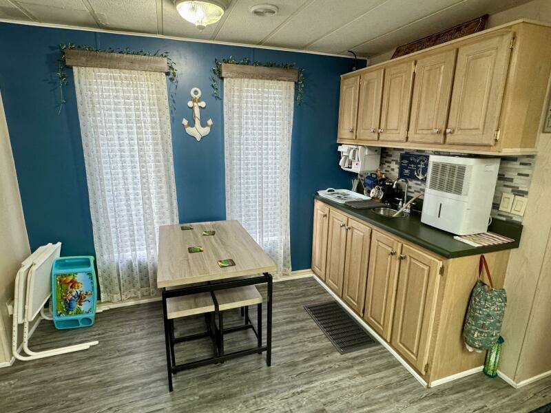 68ft Aqua Chalet Yacht For Sale