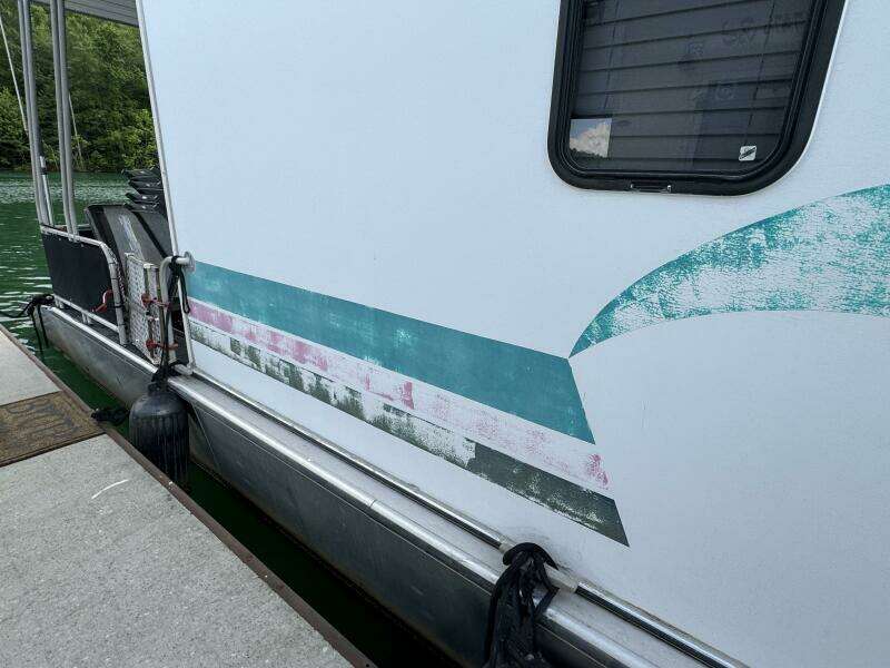 68ft Aqua Chalet Yacht For Sale